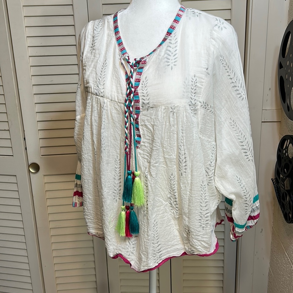 NWOT DOLMA S/M lightweight boho blouse with bright tassels